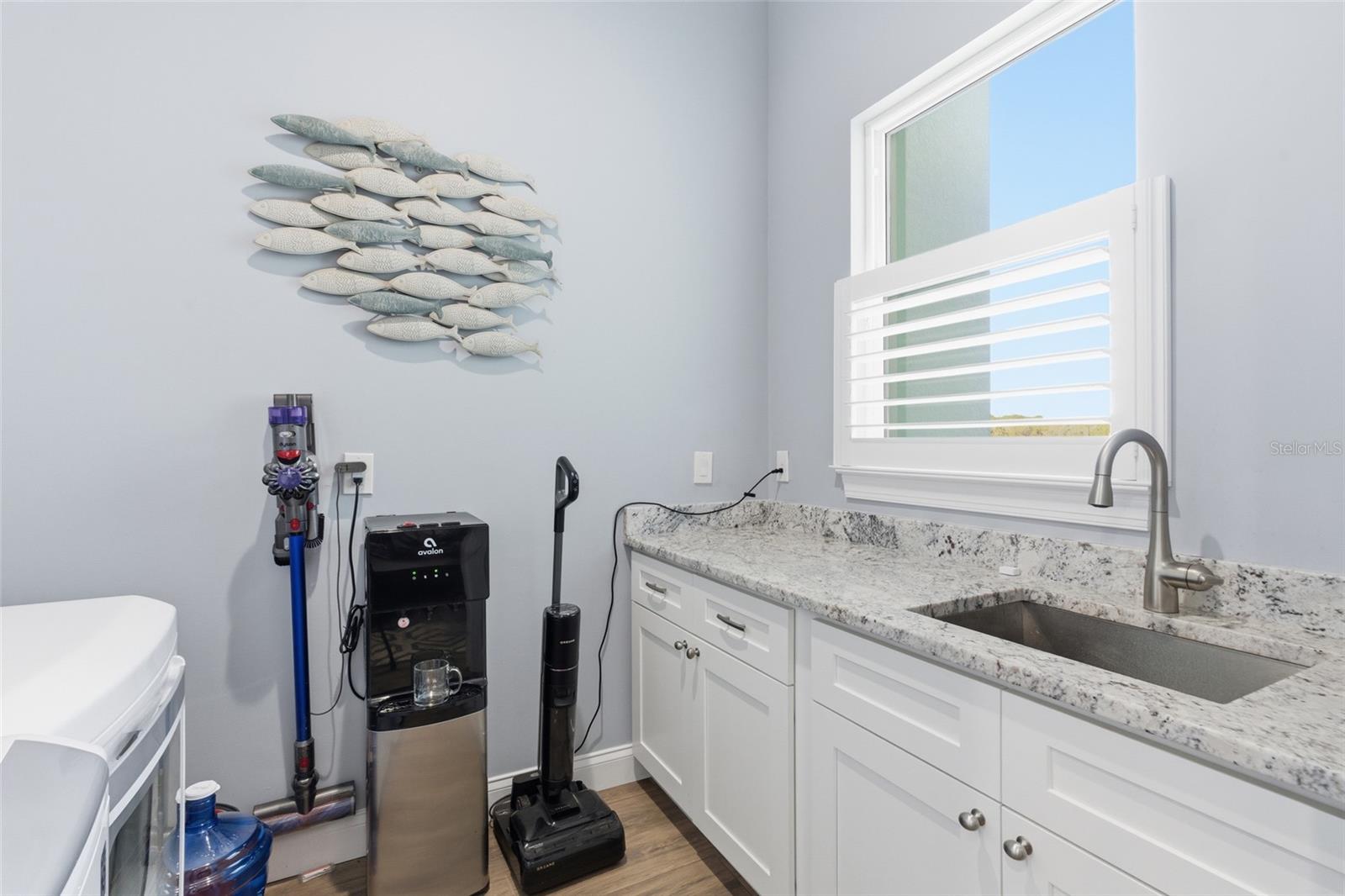 Image 35 of 81 For 29527 Leah Road