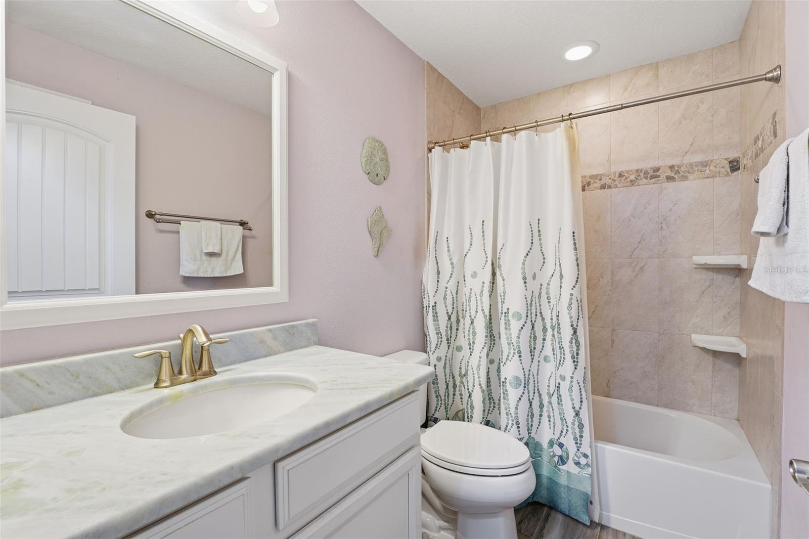 Image 23 of 31 For 2330 Armenia Road