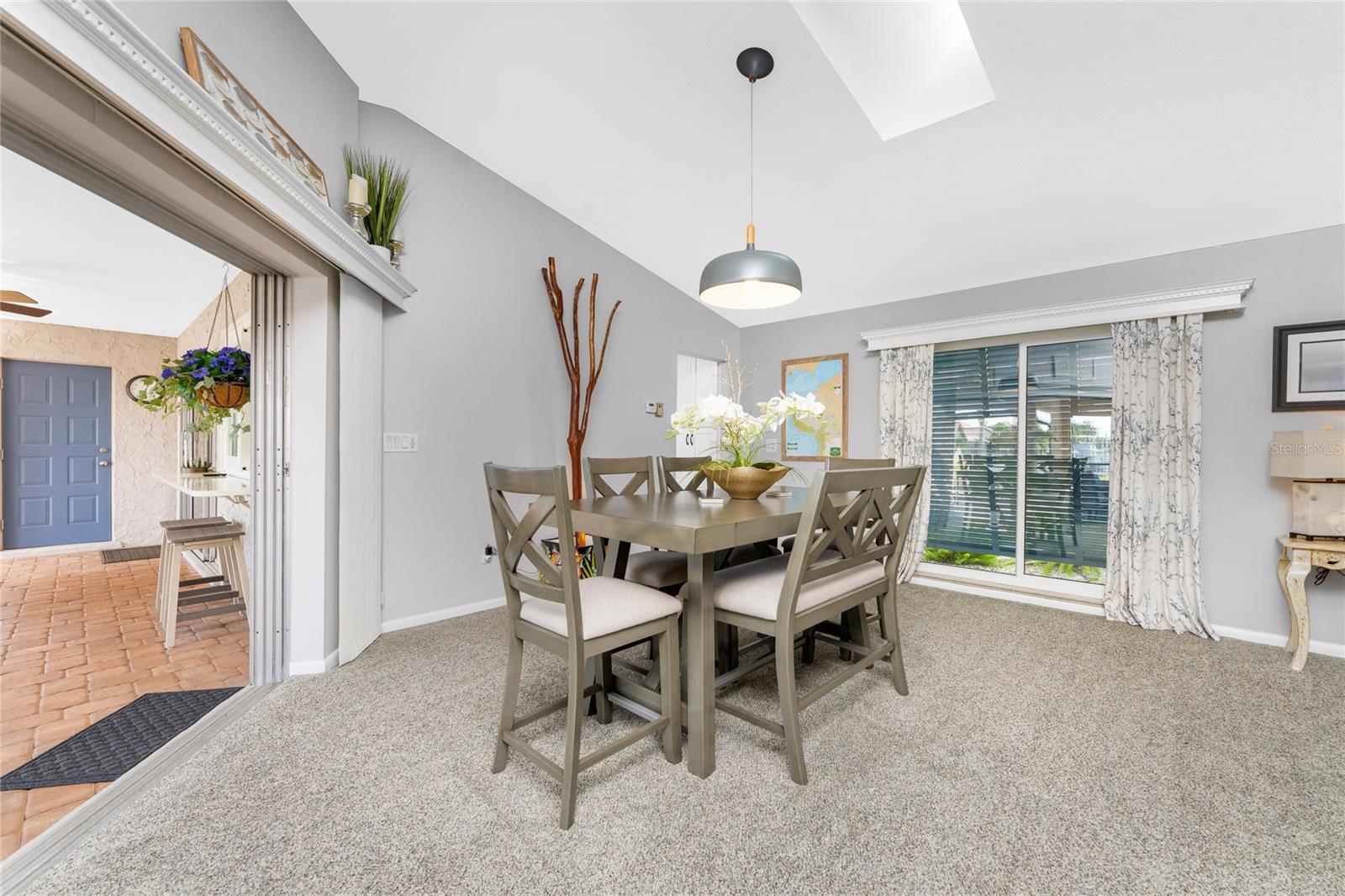 Image 14 of 88 For 2611 Ryan Boulevard