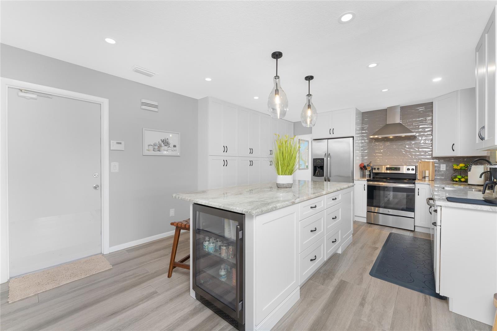 Image 18 of 88 For 2611 Ryan Boulevard