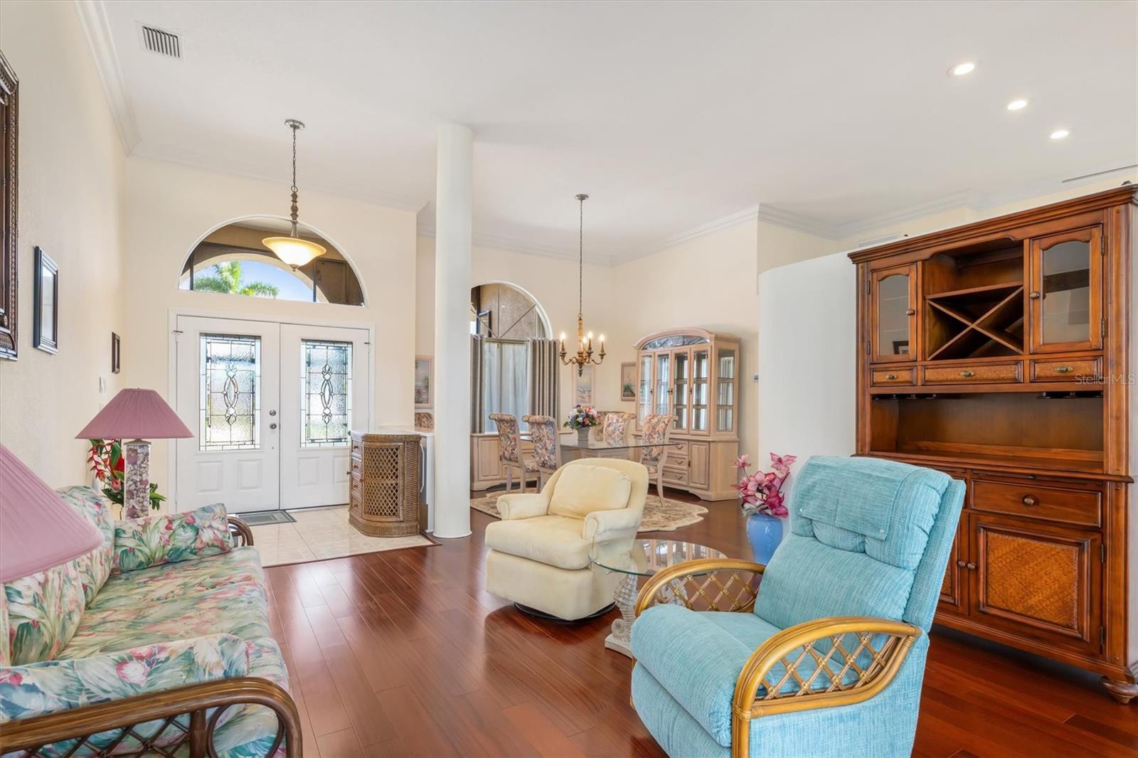 Image 6 of 72 For 790 Monaco Drive