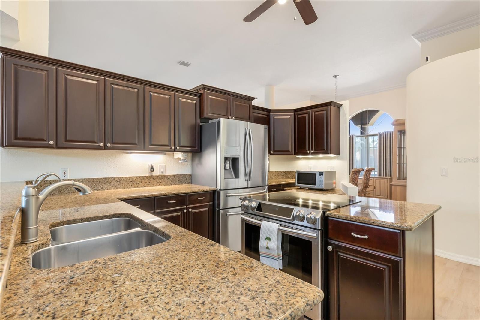 Image 9 of 72 For 790 Monaco Drive