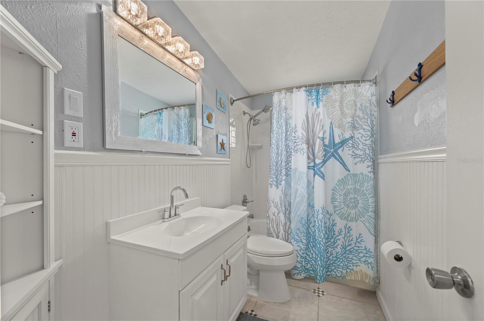 Image 21 of 62 For 70 Virginia Court