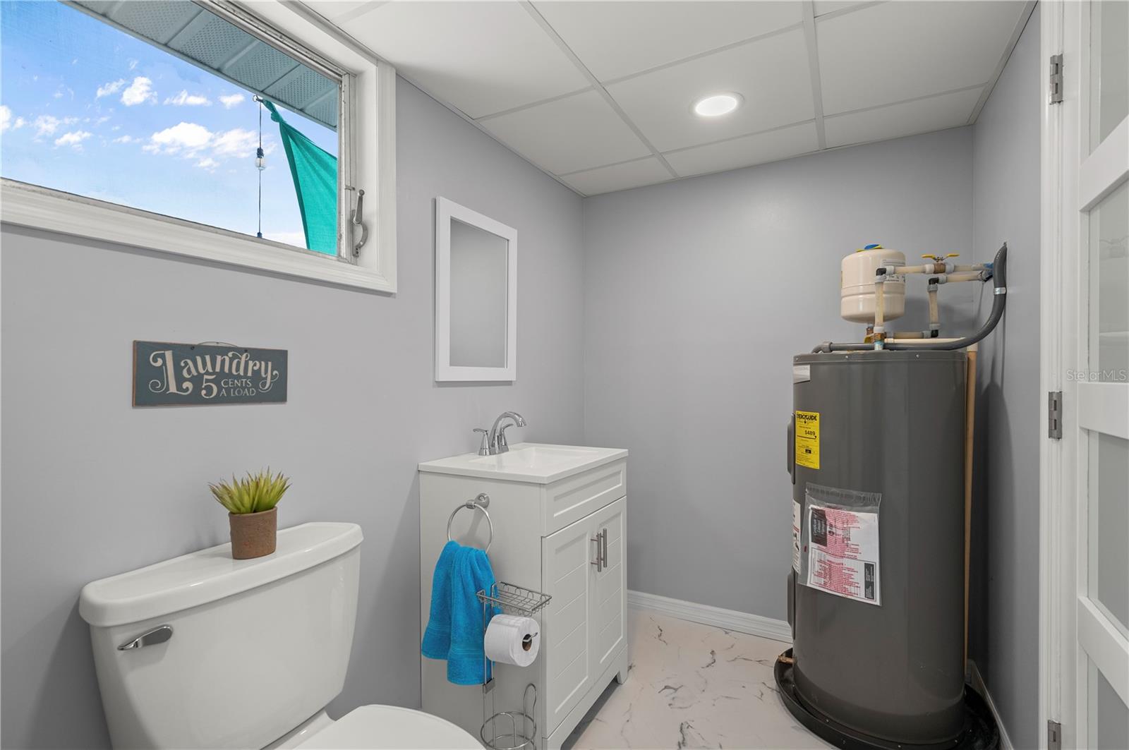 Image 28 of 62 For 70 Virginia Court