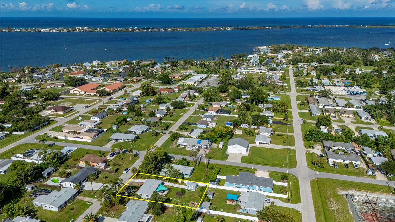 Image 44 of 62 For 70 Virginia Court