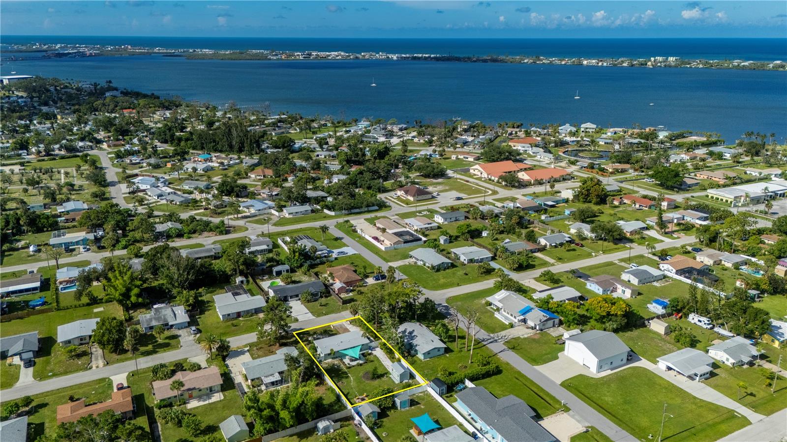 Image 45 of 62 For 70 Virginia Court