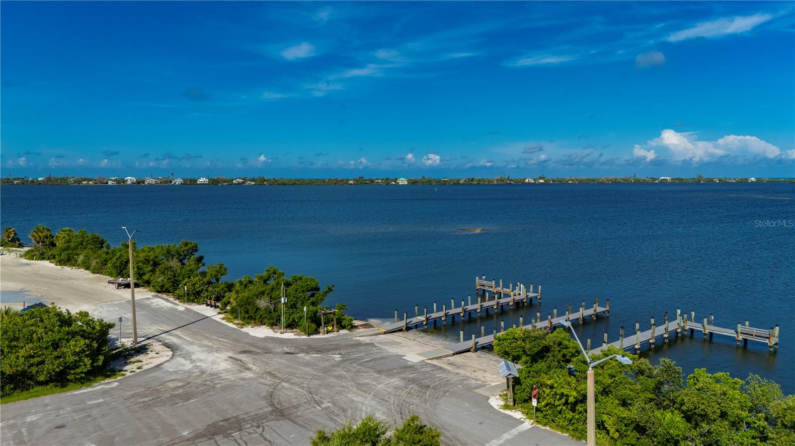 Image 49 of 62 For 70 Virginia Court