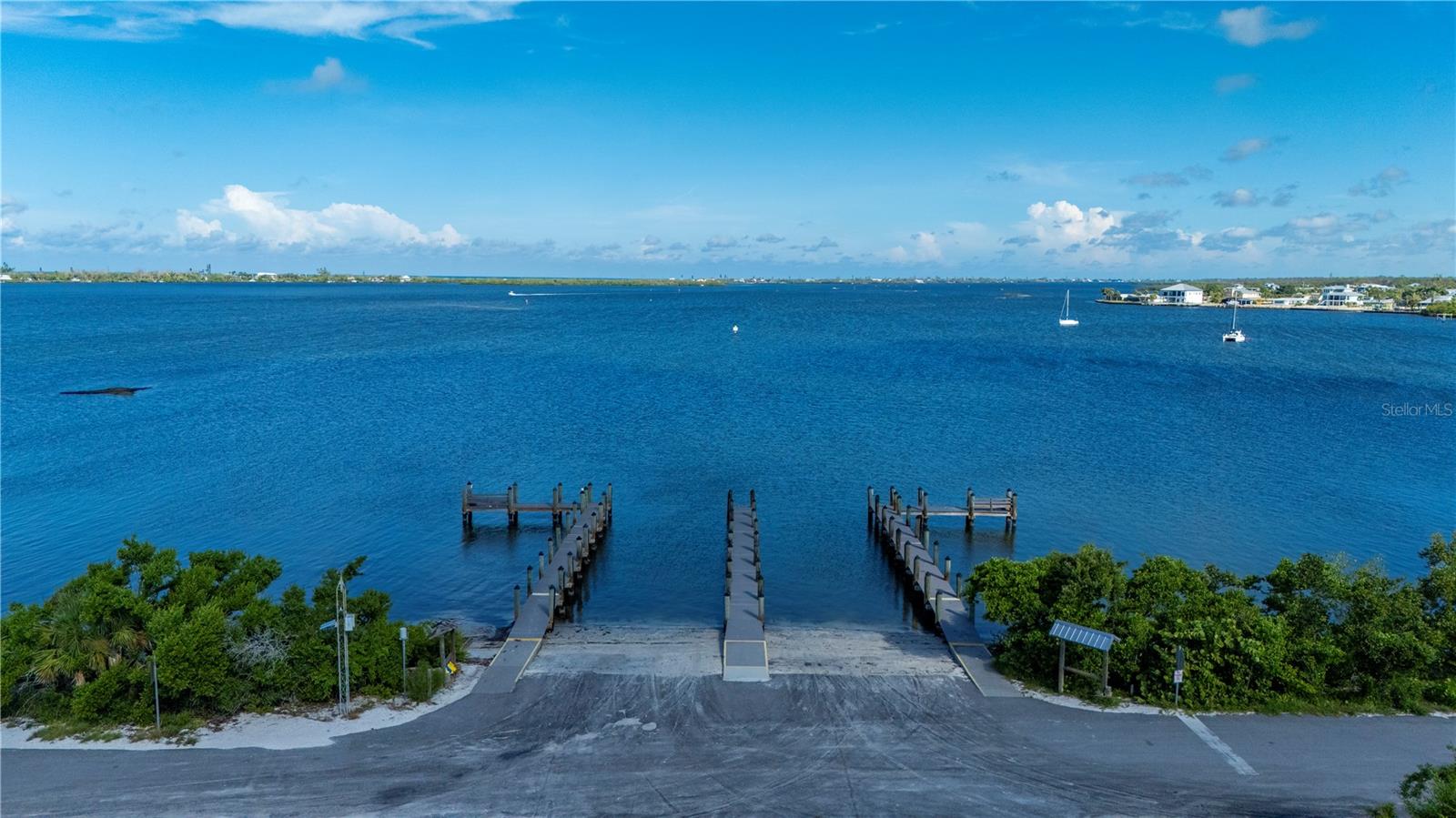 Image 50 of 62 For 70 Virginia Court