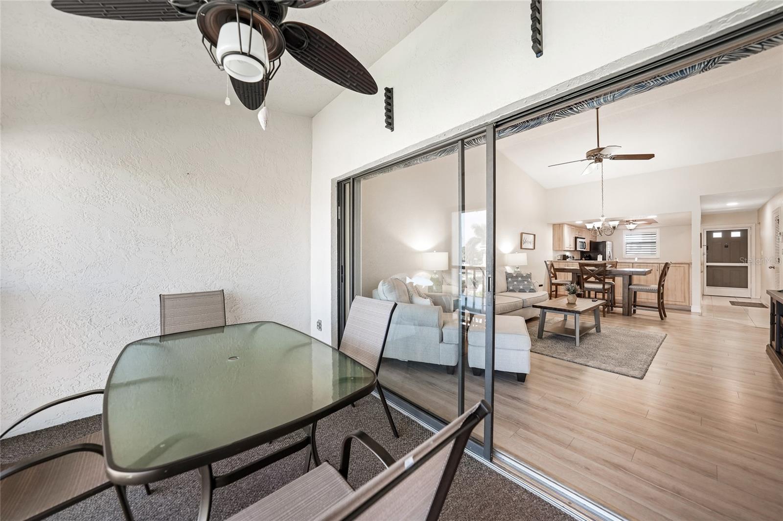 Image 13 of 35 For 347 Coldeway Drive G6