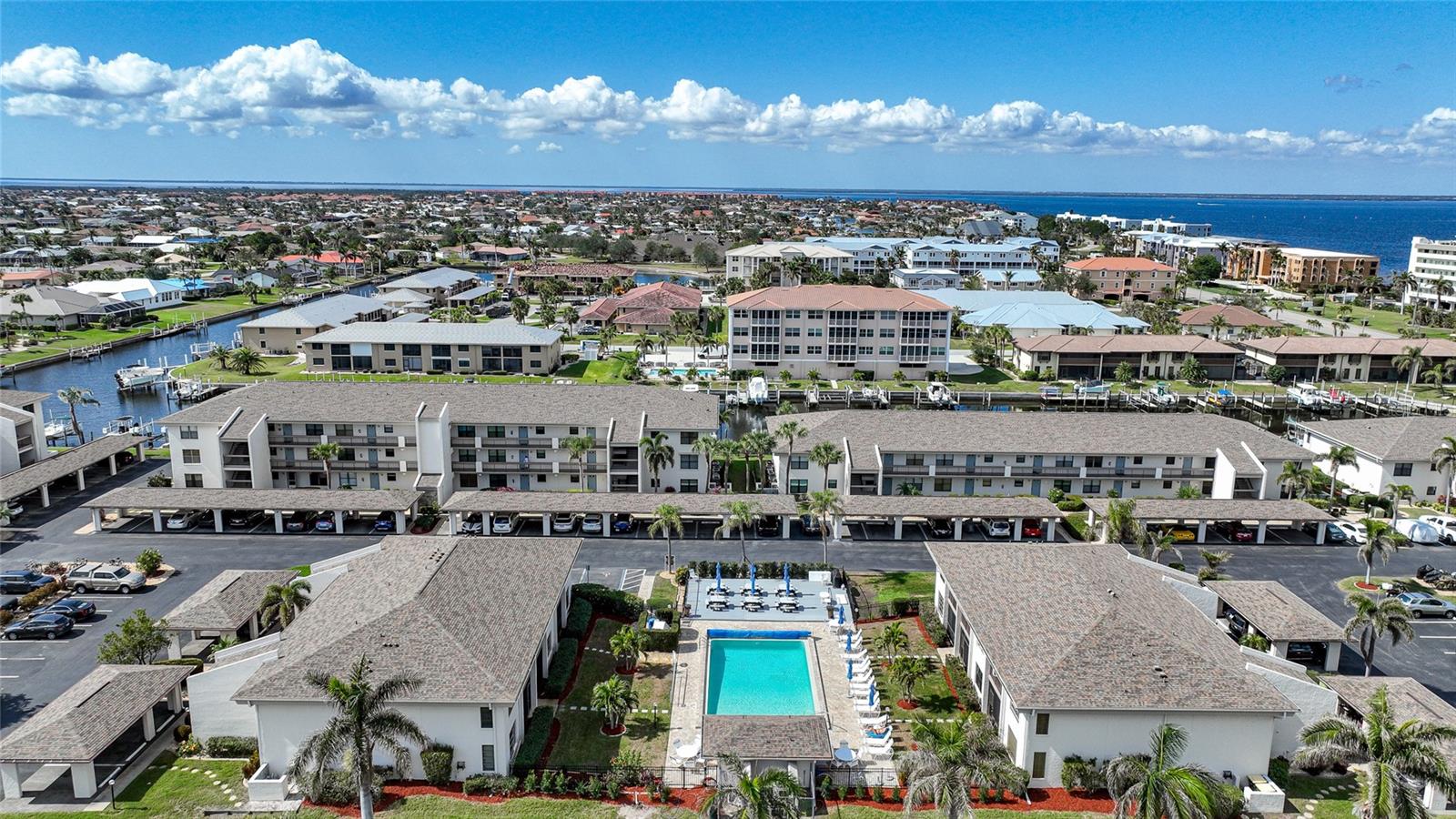 Image 26 of 35 For 347 Coldeway Drive G6