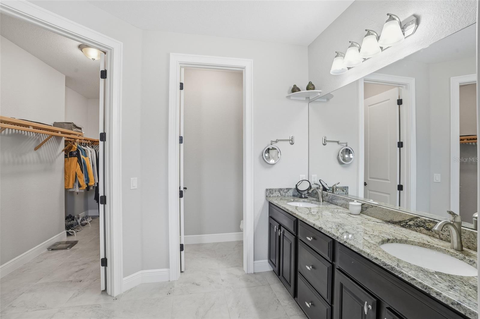 Image 19 of 39 For 7416 Seagrape Road