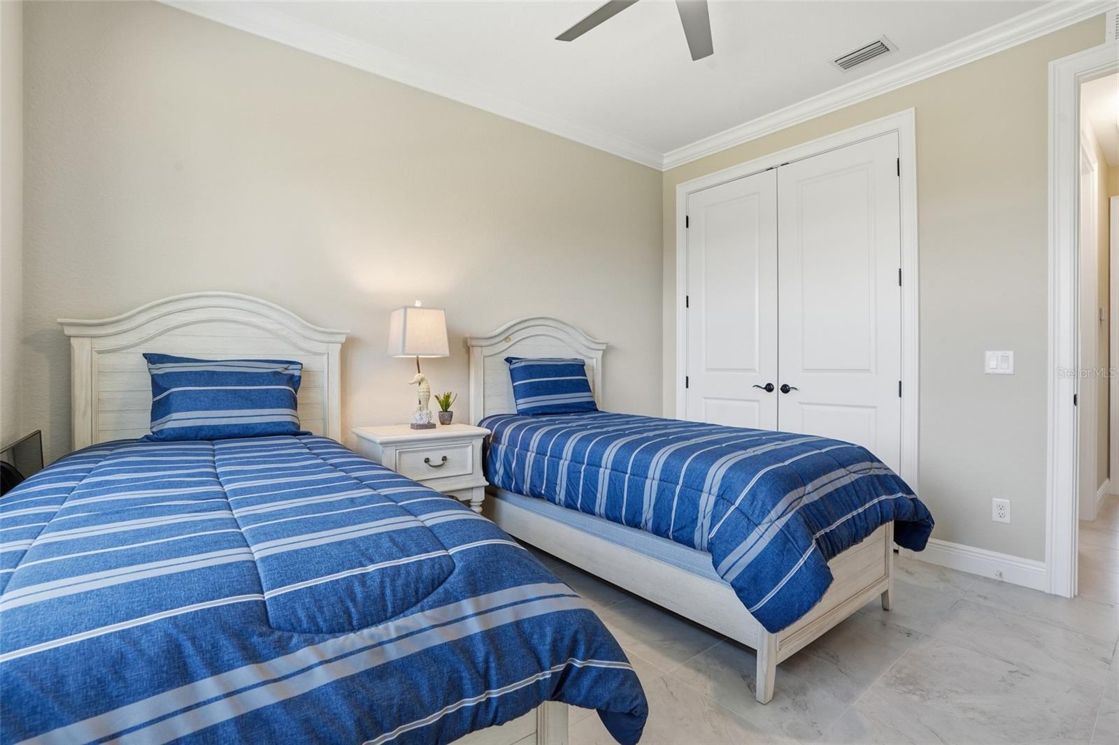 Image 24 of 39 For 7416 Seagrape Road