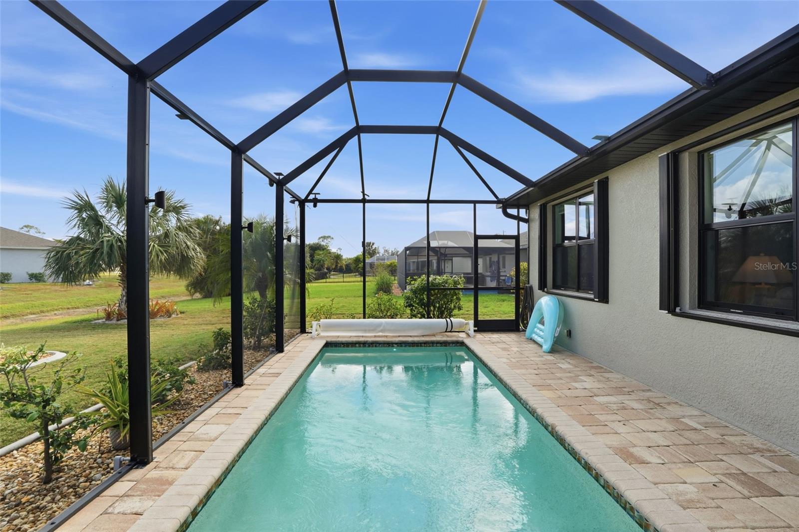 Image 32 of 39 For 7416 Seagrape Road