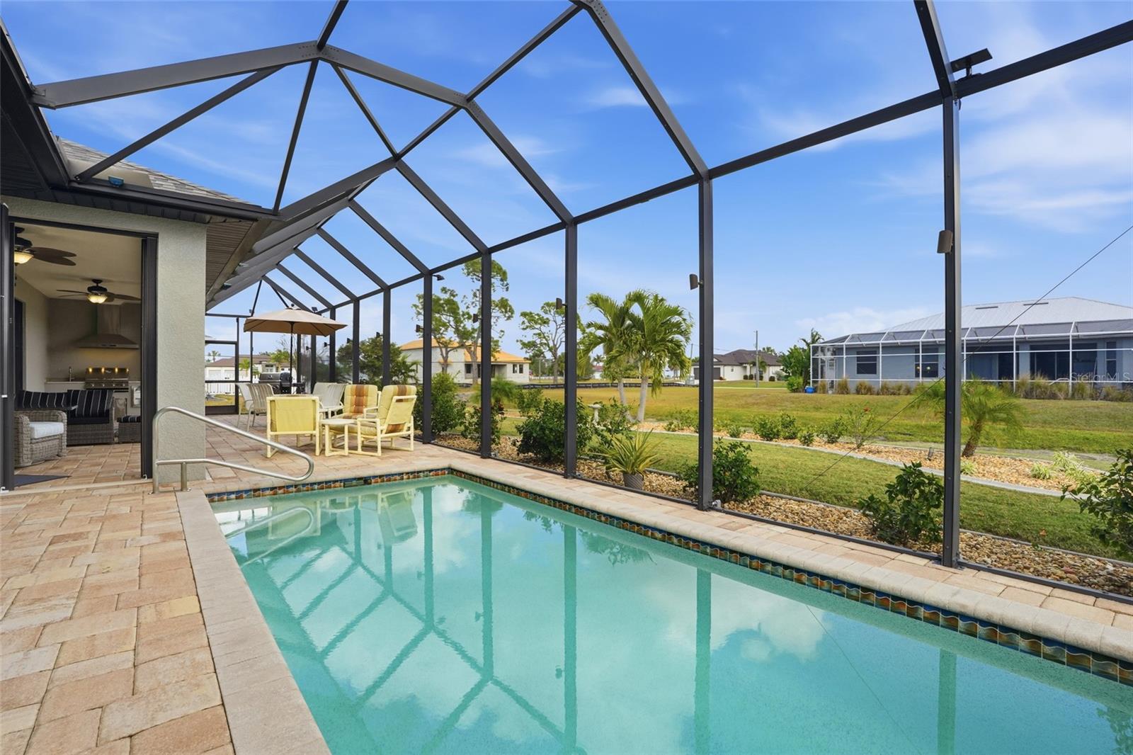 Image 35 of 39 For 7416 Seagrape Road