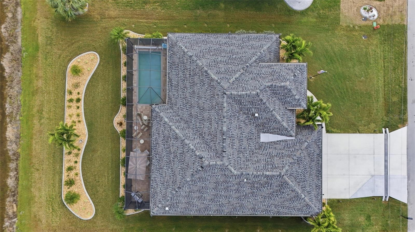 Image 36 of 39 For 7416 Seagrape Road