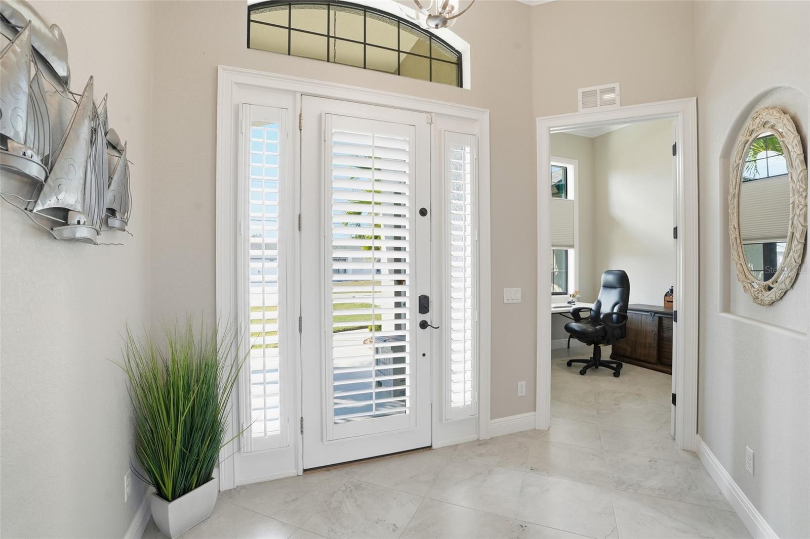 Image 5 of 39 For 7416 Seagrape Road