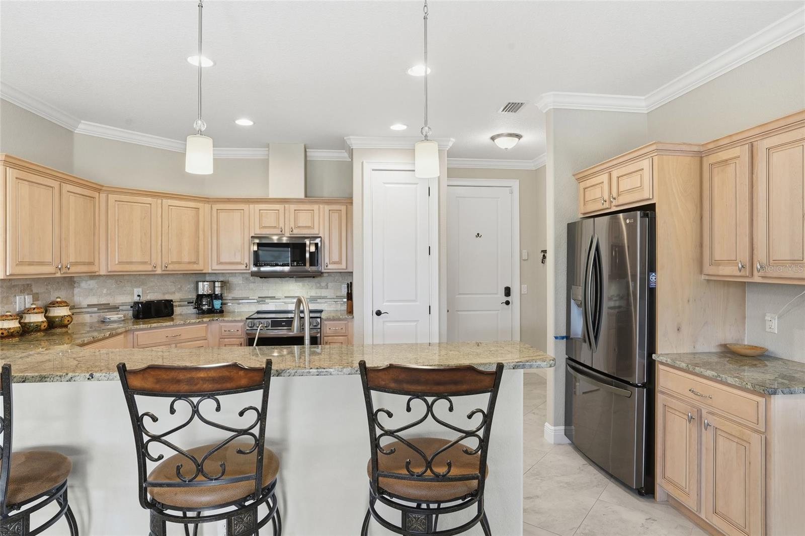 Image 8 of 39 For 7416 Seagrape Road