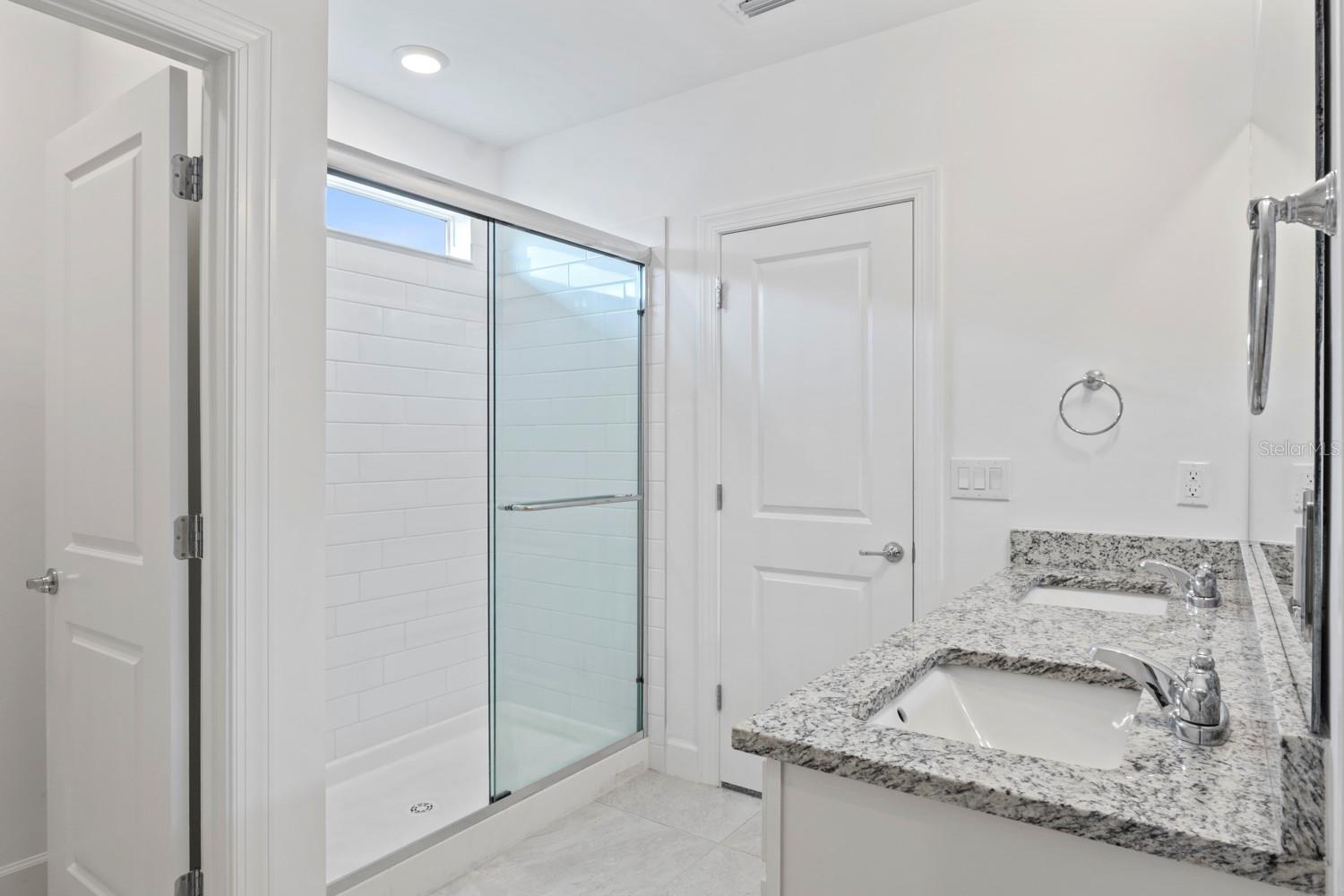 Image 15 of 43 For 42455 Cascade Drive