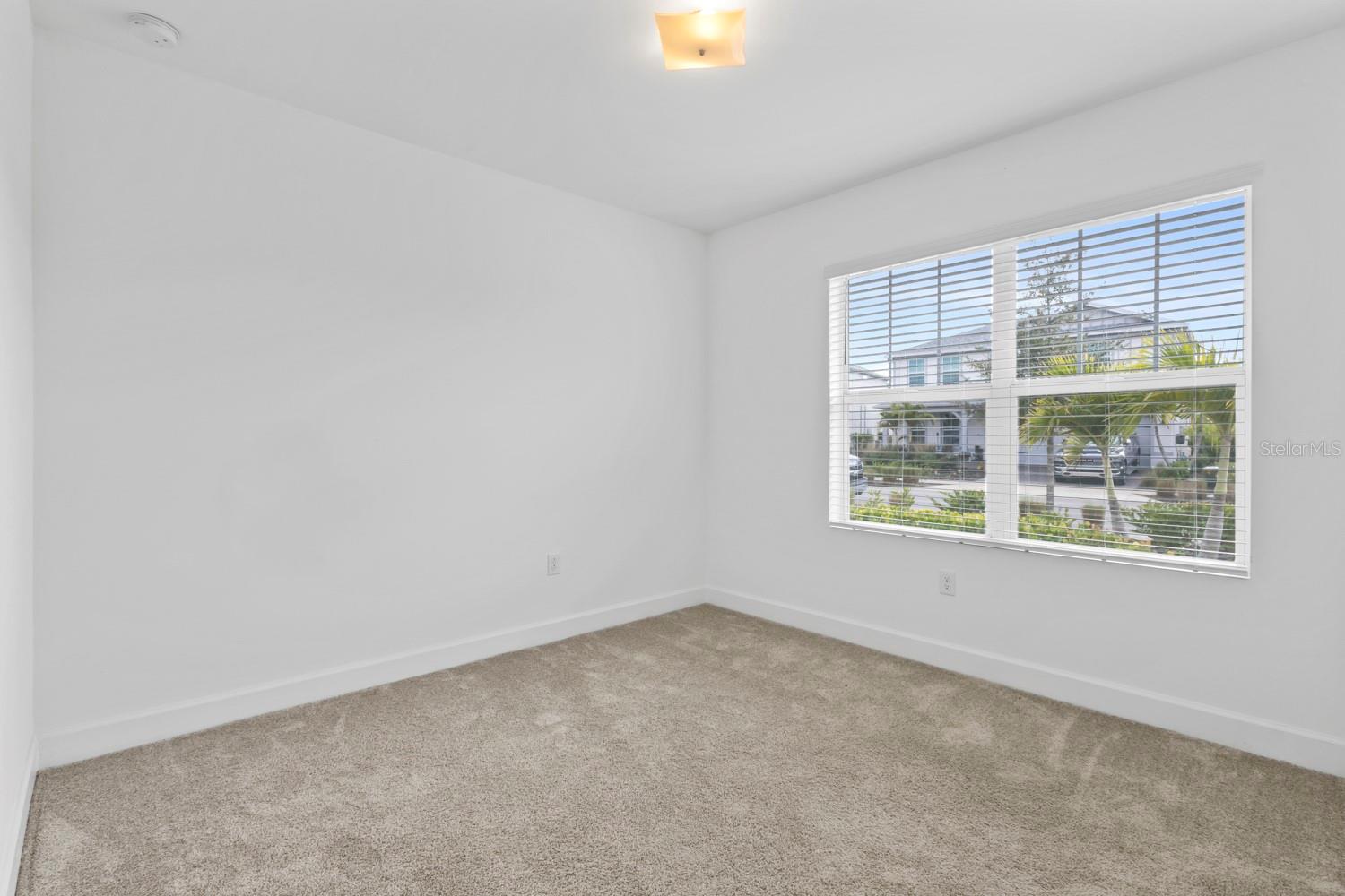 Image 21 of 43 For 42455 Cascade Drive