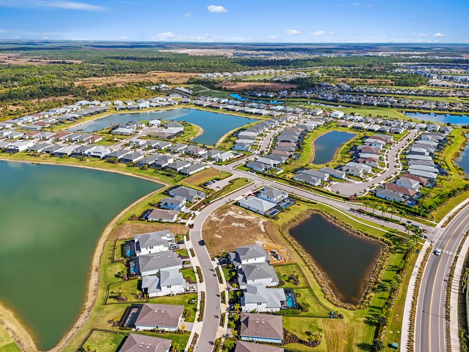 Image 38 of 43 For 42455 Cascade Drive