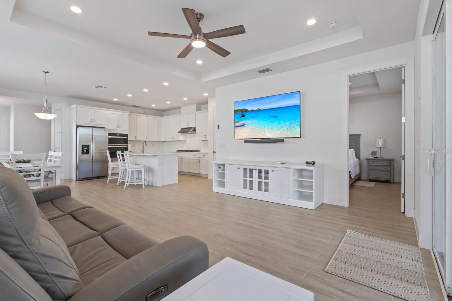 Image 16 of 41 For 44319 Panther Drive