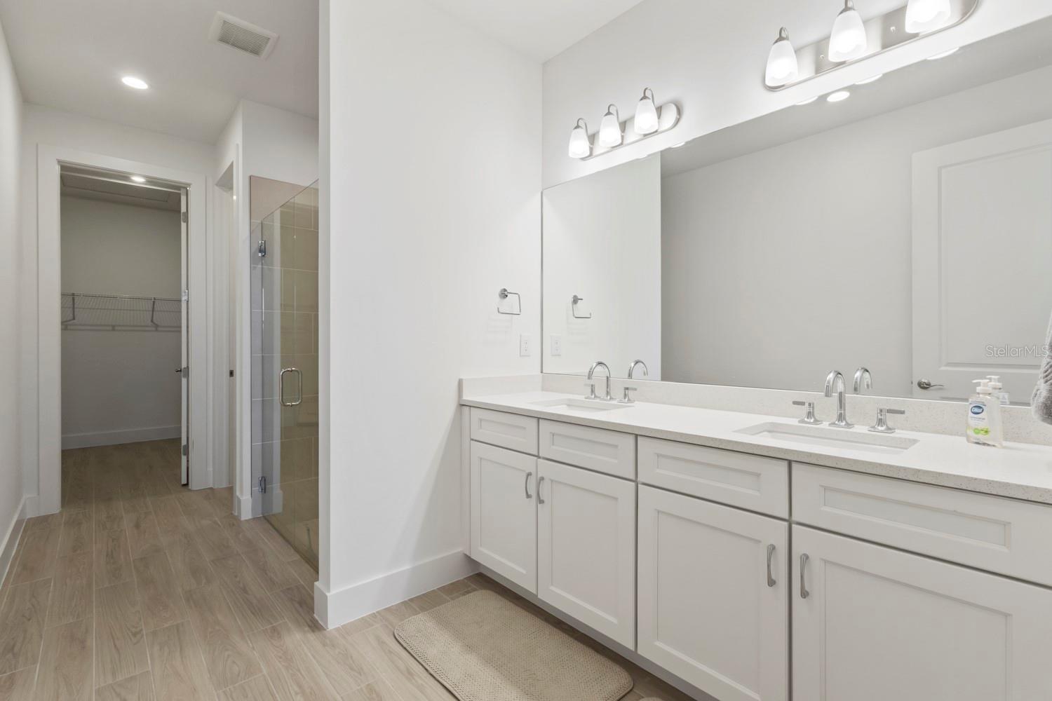 Image 17 of 41 For 44319 Panther Drive