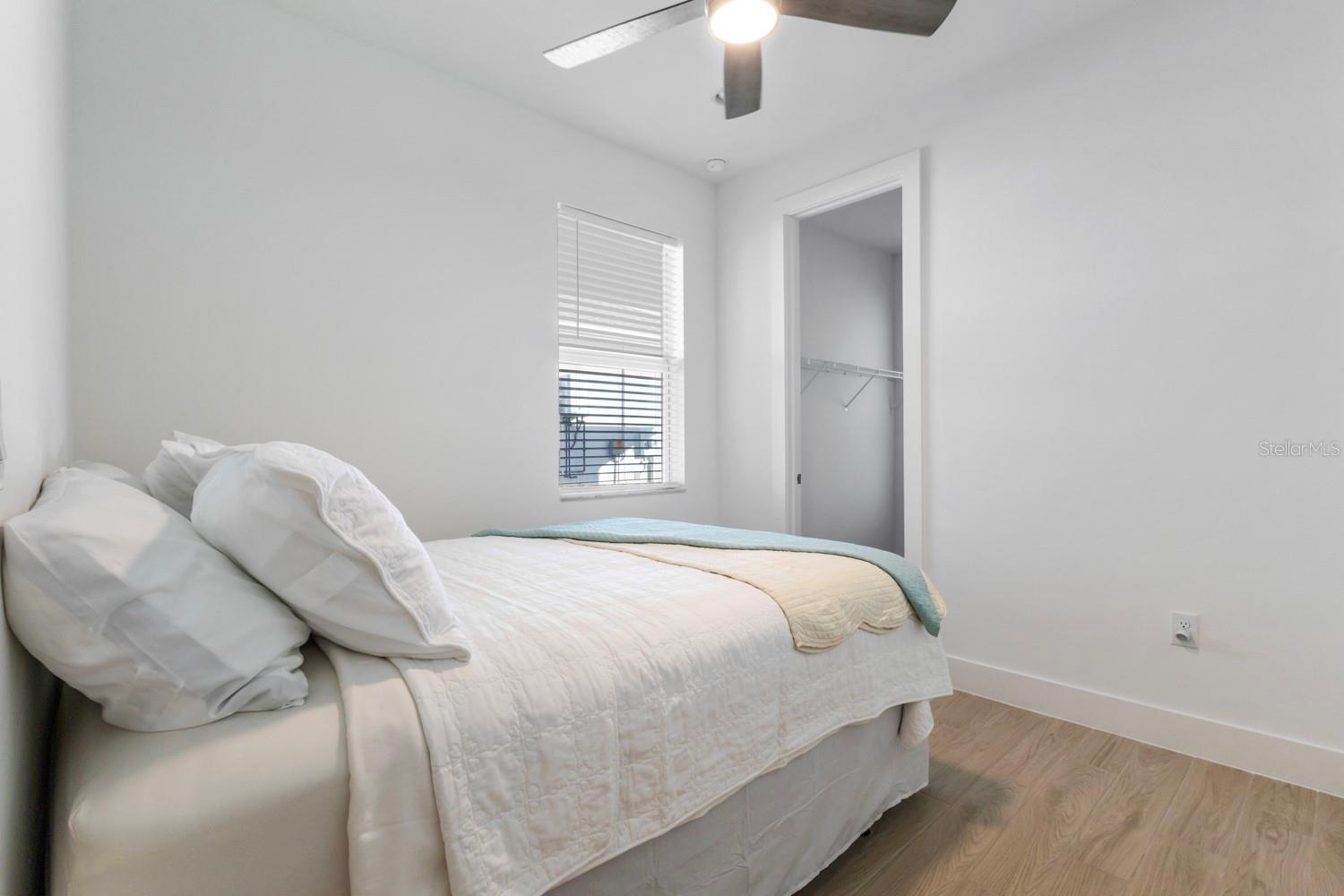 Image 23 of 41 For 44319 Panther Drive