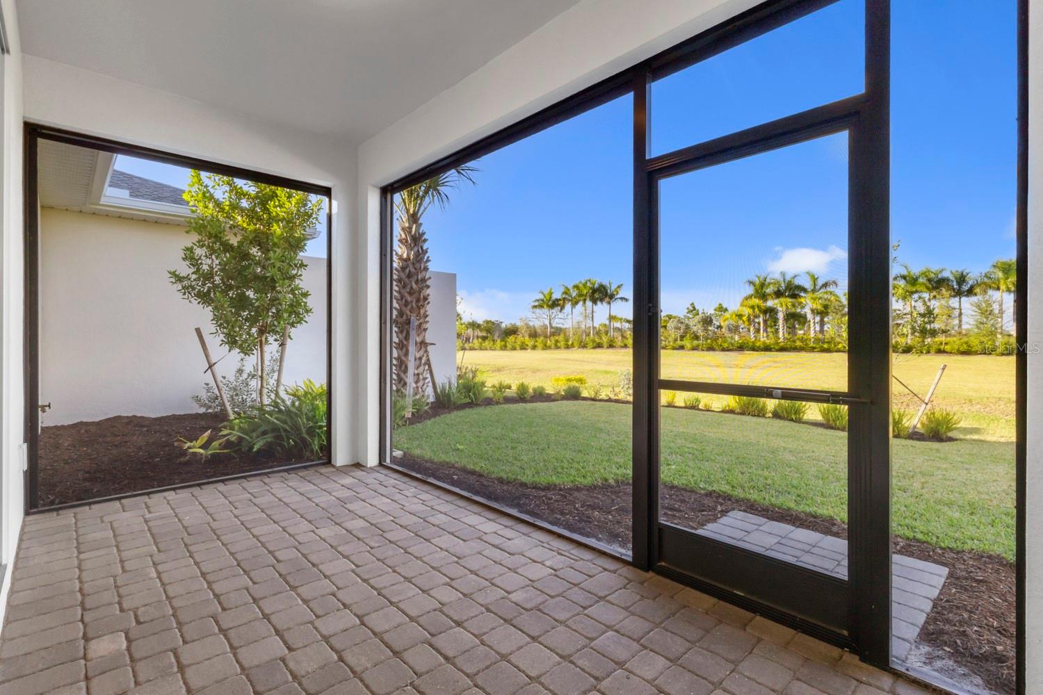 Image 27 of 41 For 44319 Panther Drive