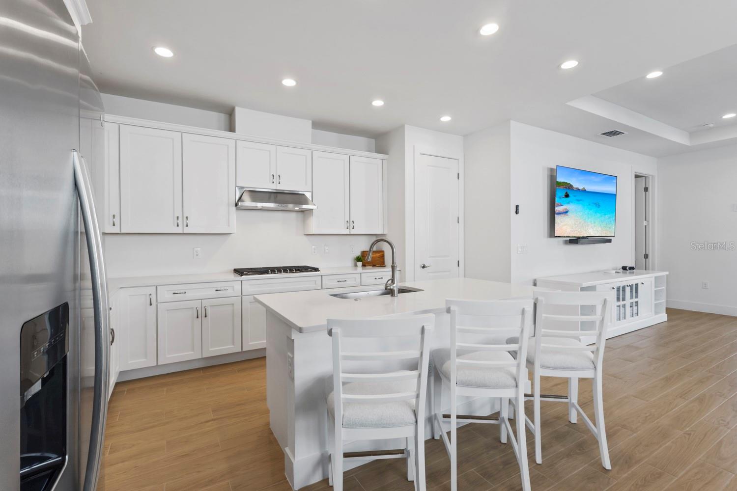 Image 8 of 41 For 44319 Panther Drive