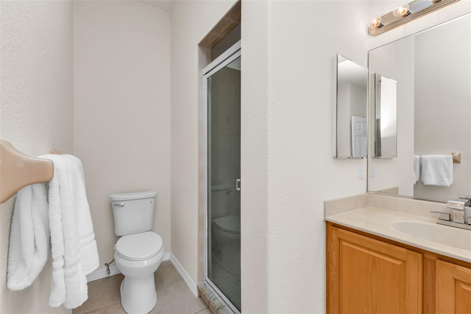 Image 27 of 47 For 24436 Buckingham Way