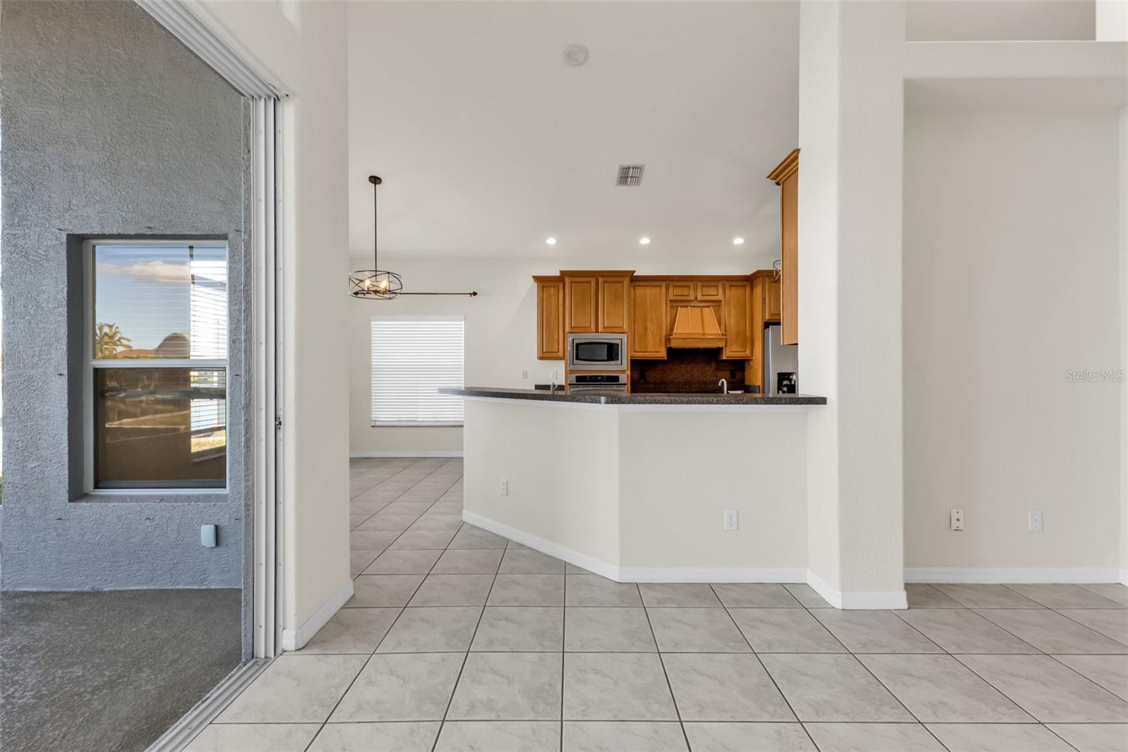 Image 29 of 47 For 24436 Buckingham Way