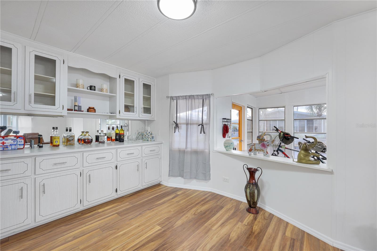 Image 13 of 85 For 2100 Kings Highway 430