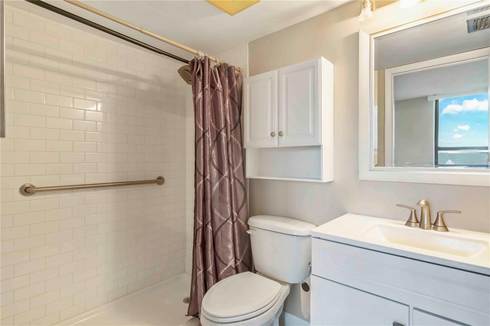 Image 12 of 45 For 21405 Olean Boulevard 605