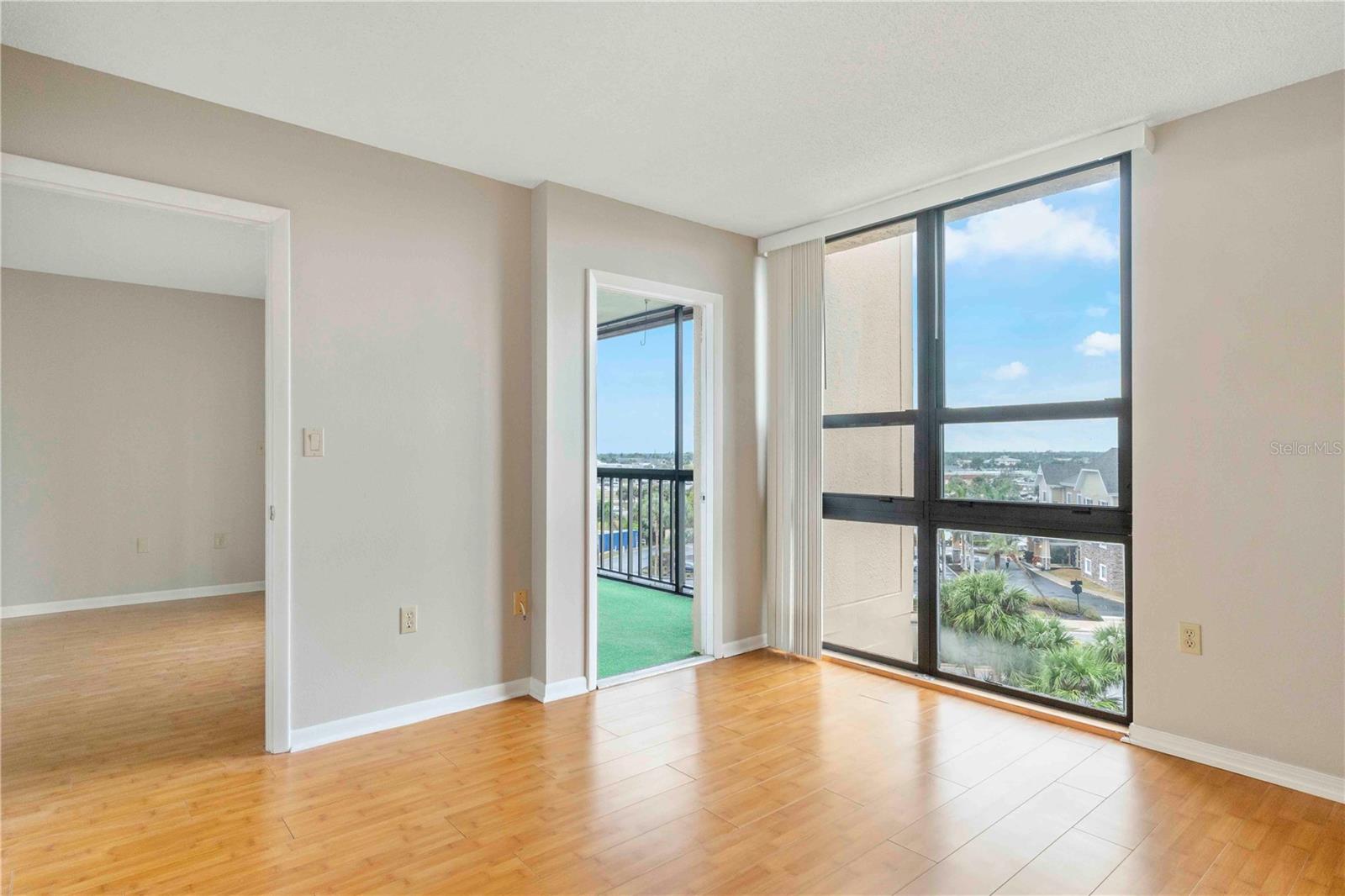 Image 16 of 45 For 21405 Olean Boulevard 605