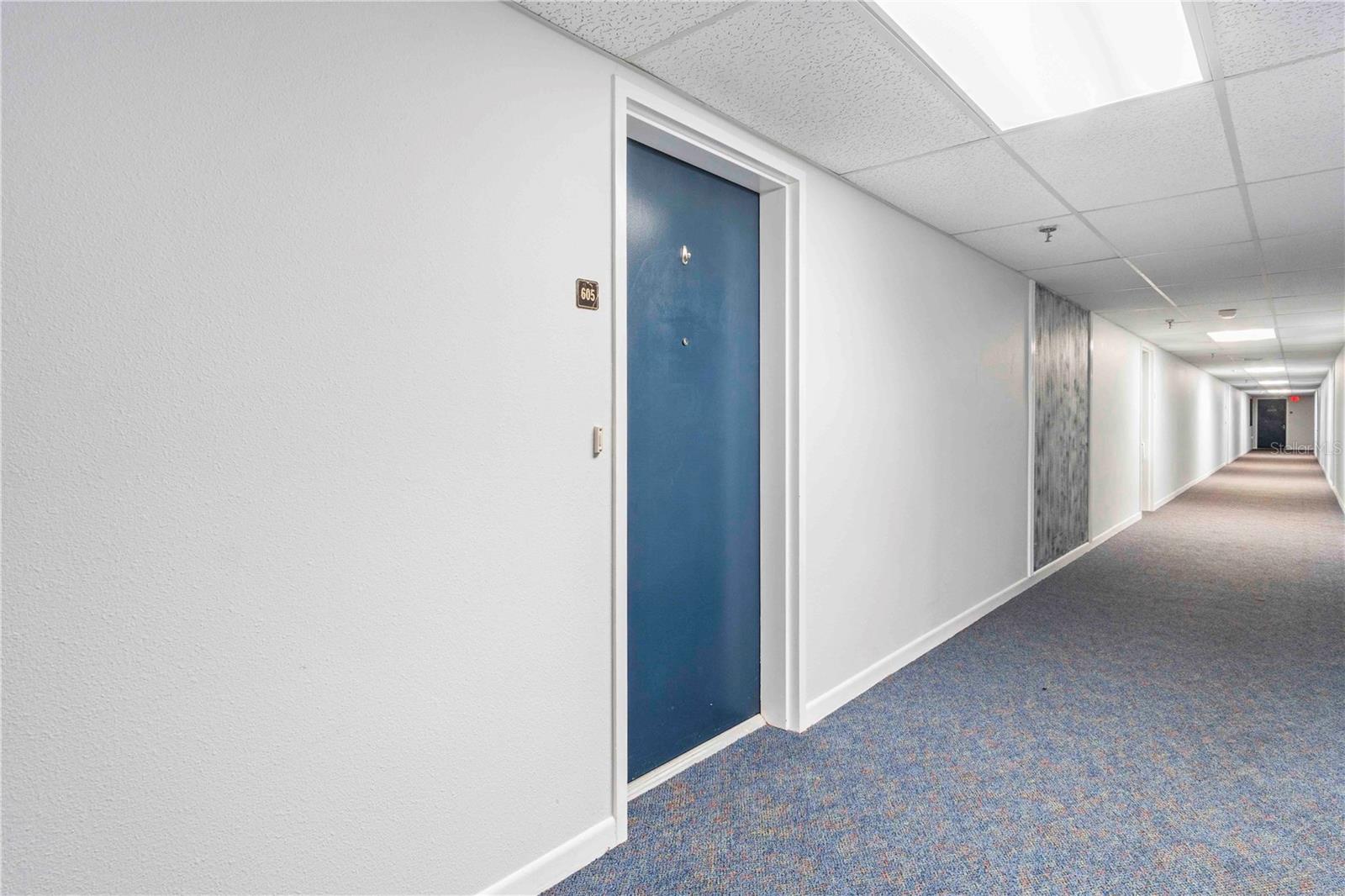 Image 42 of 45 For 21405 Olean Boulevard 605