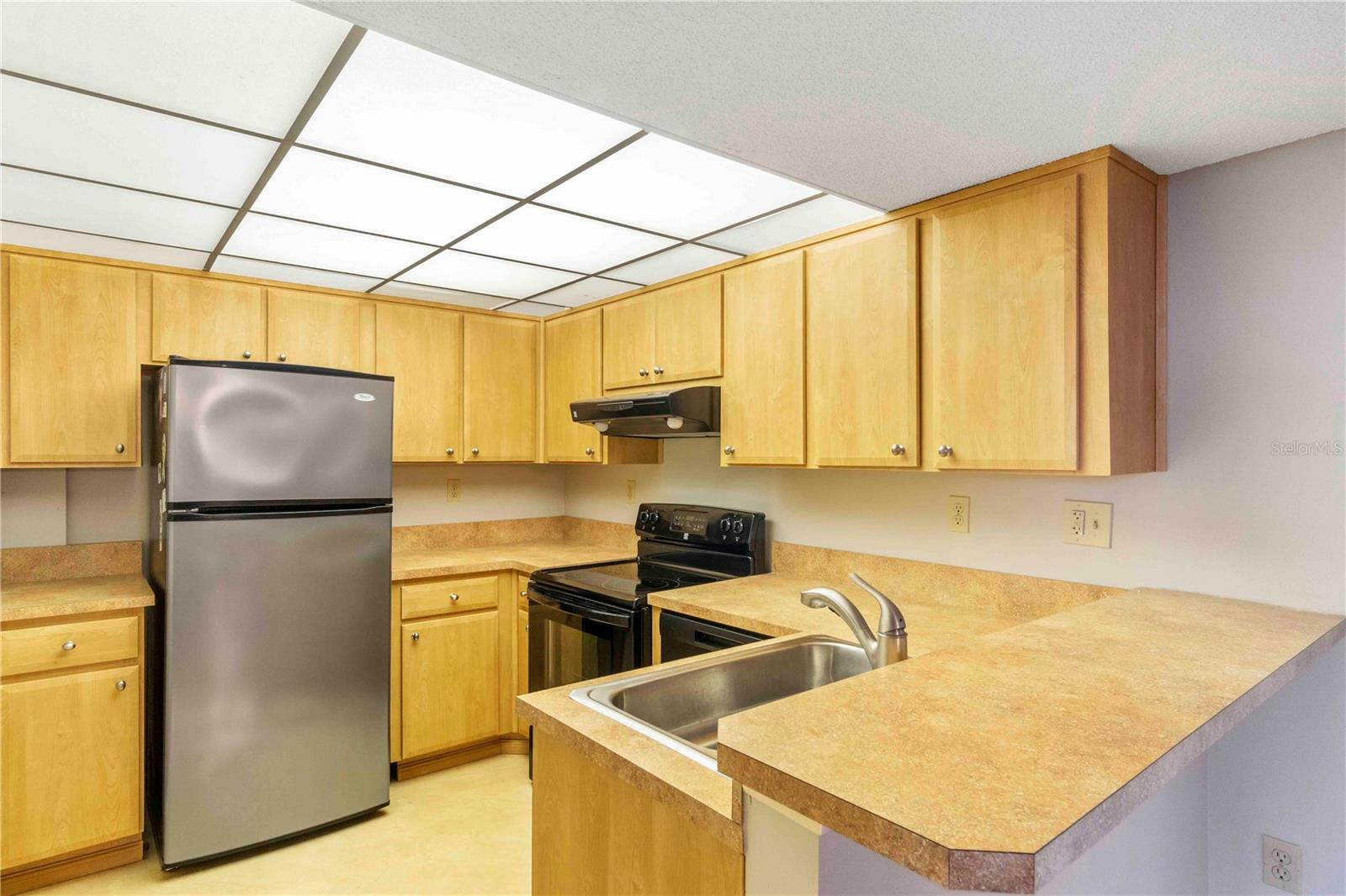 Image 7 of 45 For 21405 Olean Boulevard 605