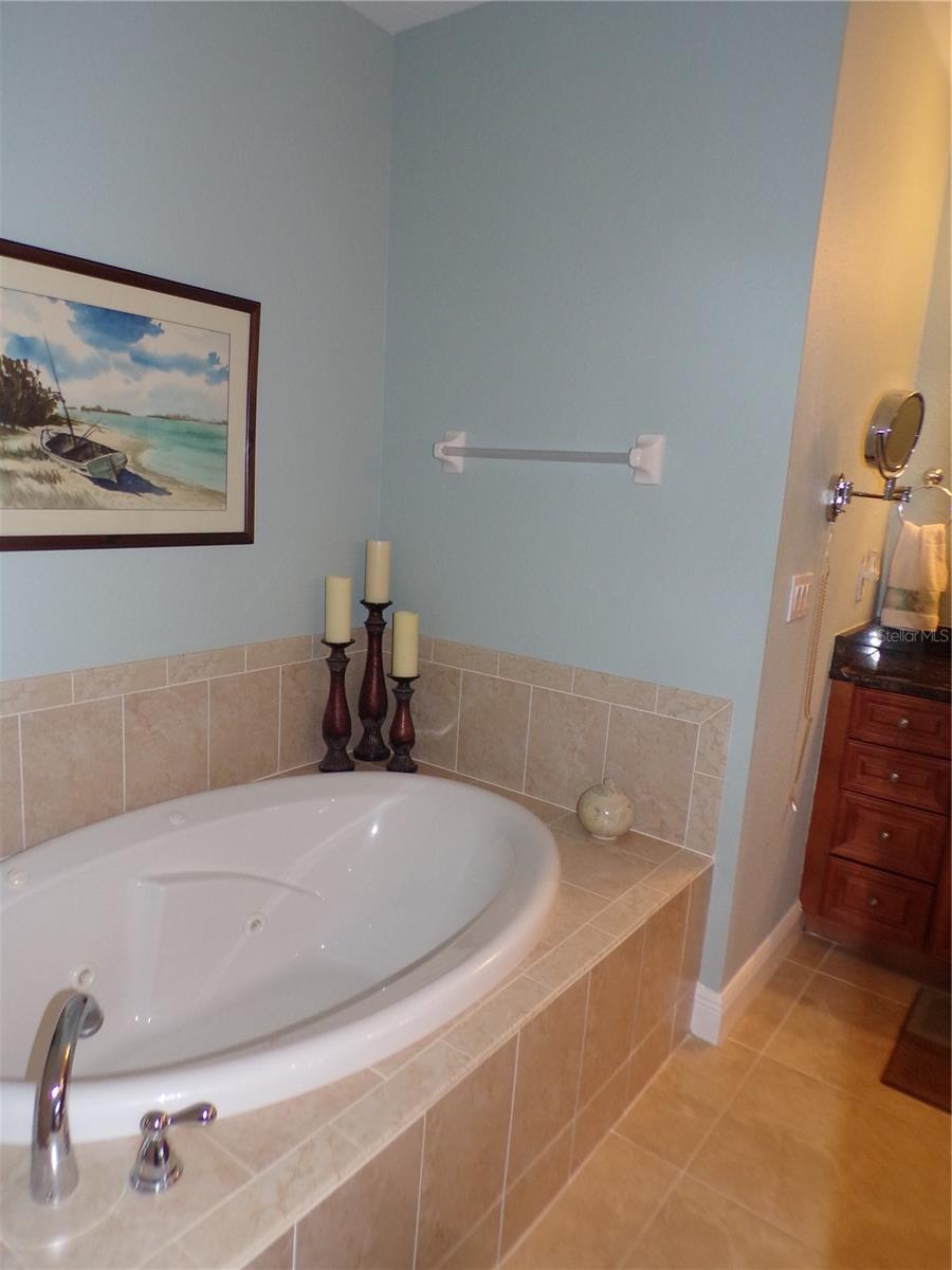 Image 36 of 49 For 95 Marion Ct. N 223