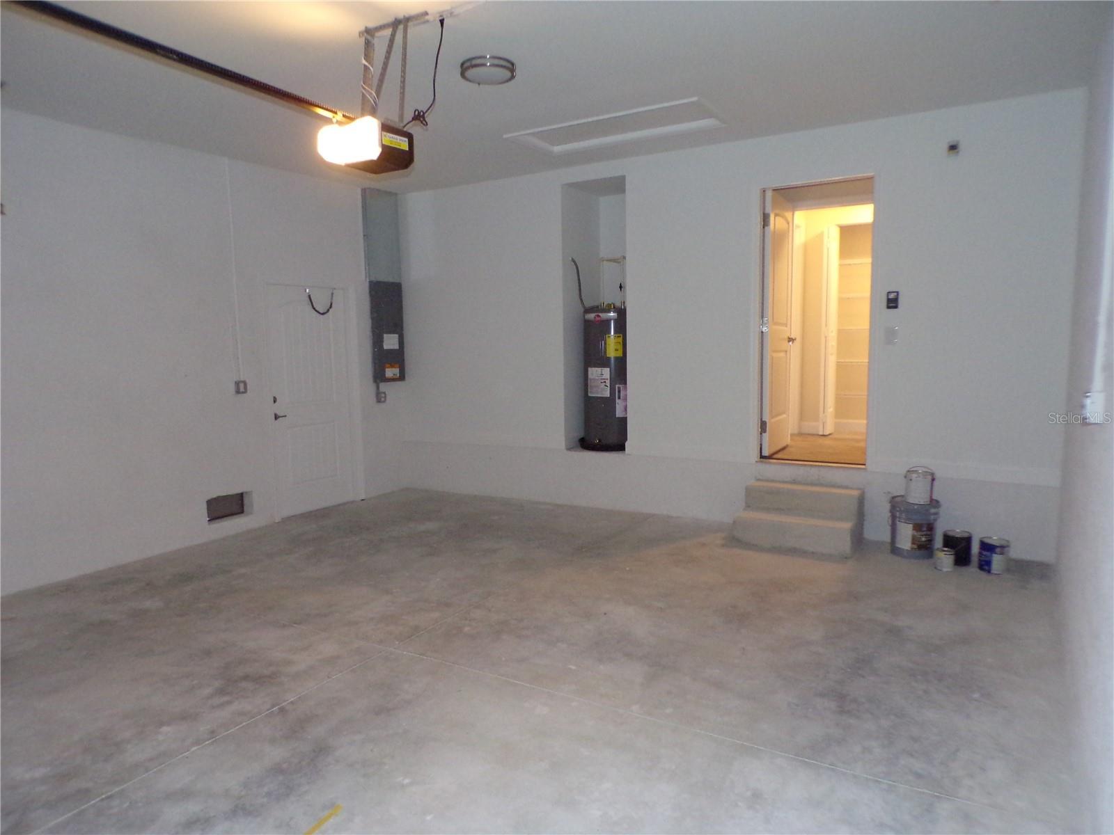 Image 24 of 39 For 3112 Pinetree Street