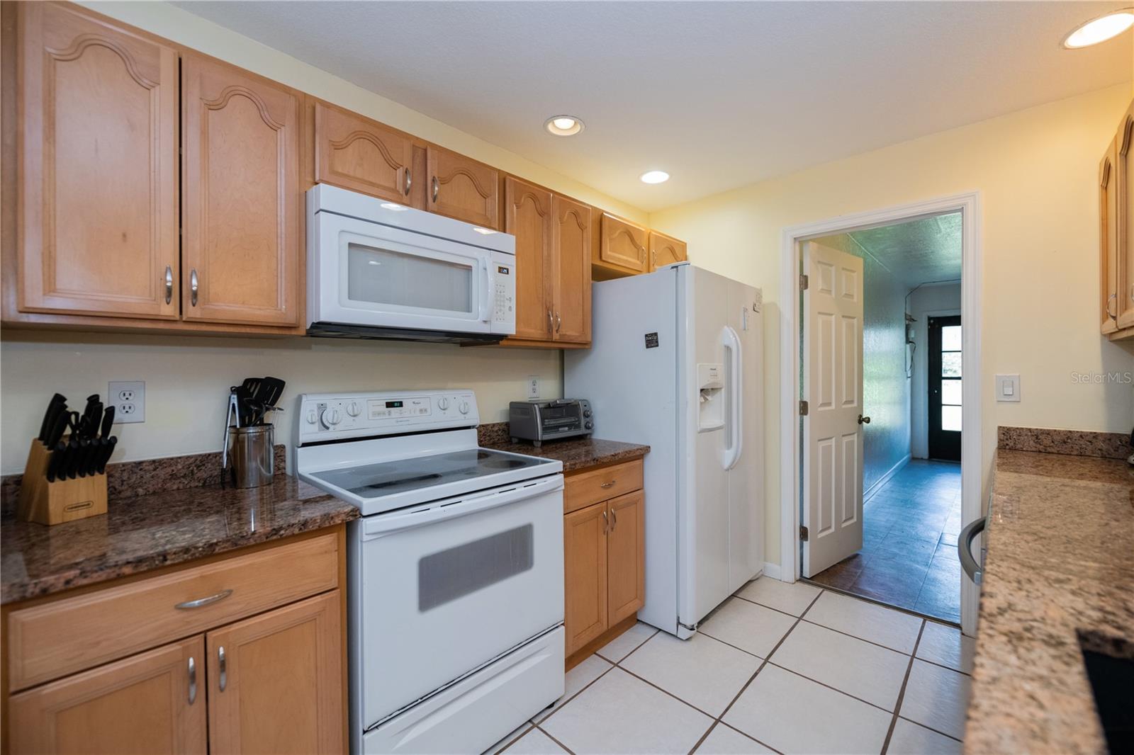 Image 15 of 49 For 23258 Midway Blvd