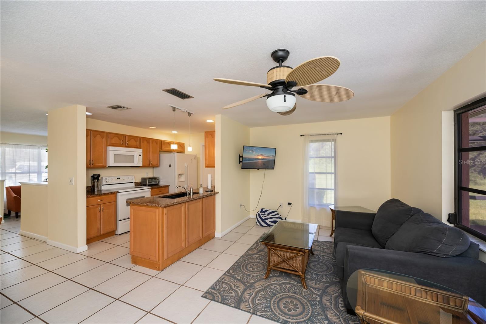 Image 19 of 49 For 23258 Midway Blvd