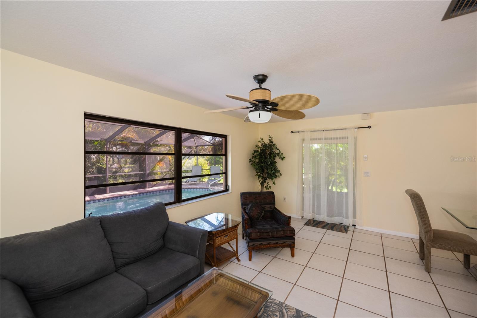 Image 21 of 49 For 23258 Midway Blvd