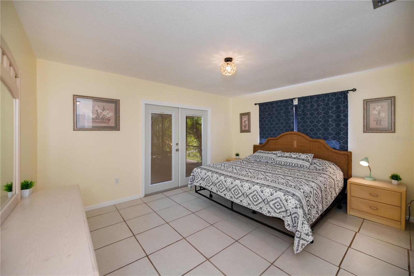 Image 24 of 49 For 23258 Midway Blvd