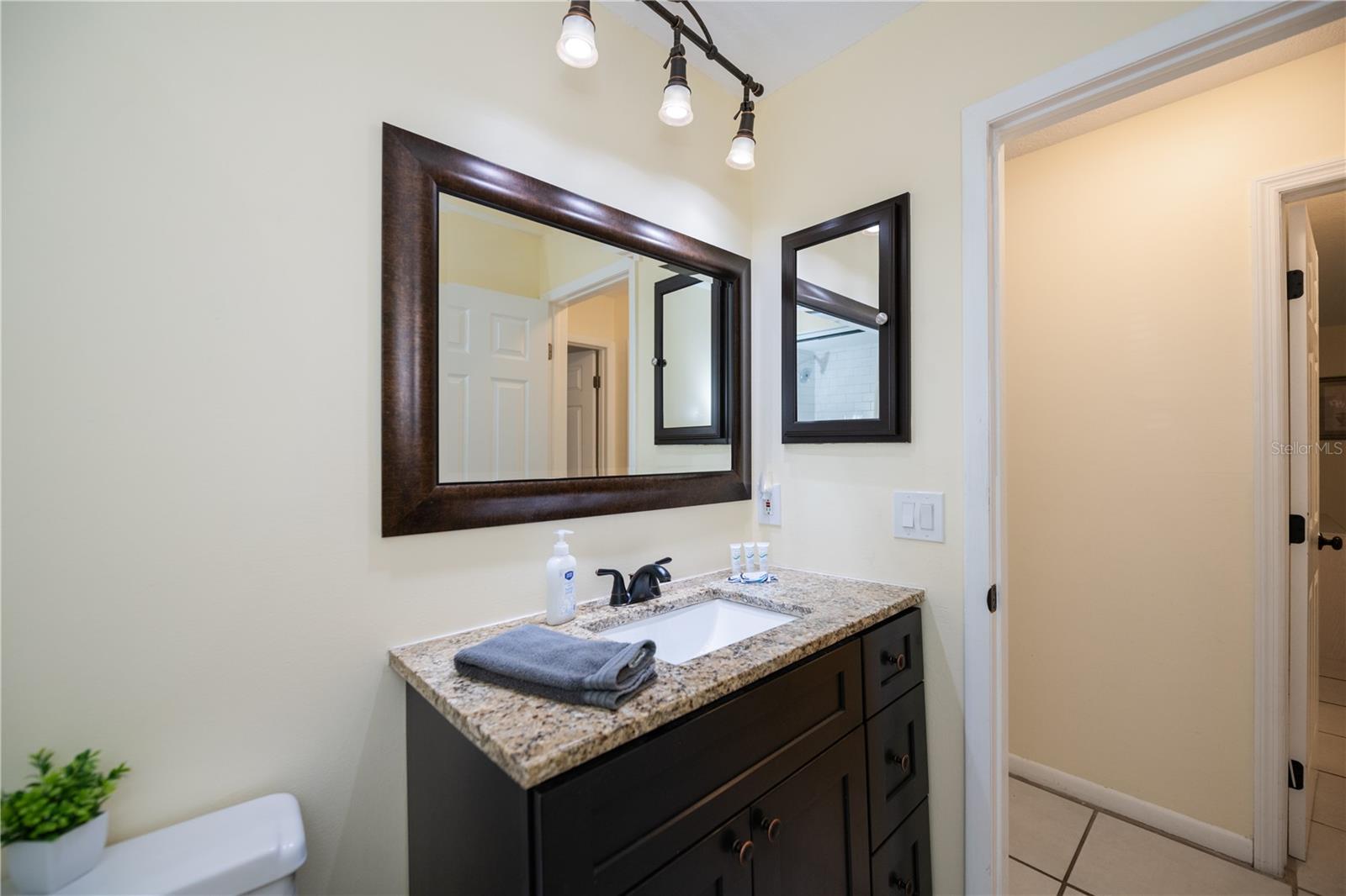 Image 31 of 49 For 23258 Midway Blvd