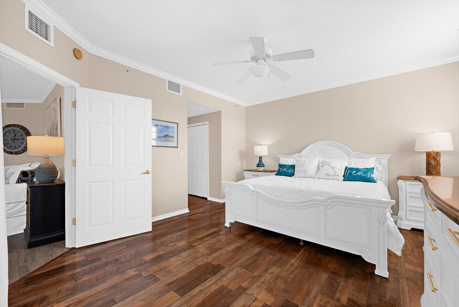 Image 21 of 82 For 1102 Jessie Harbor Drive 1102