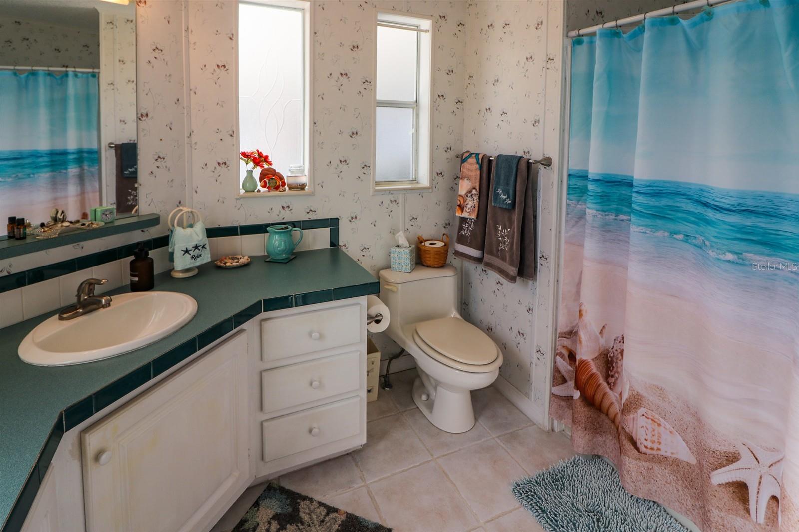 Image 17 of 27 For 5601 Duncan # 125