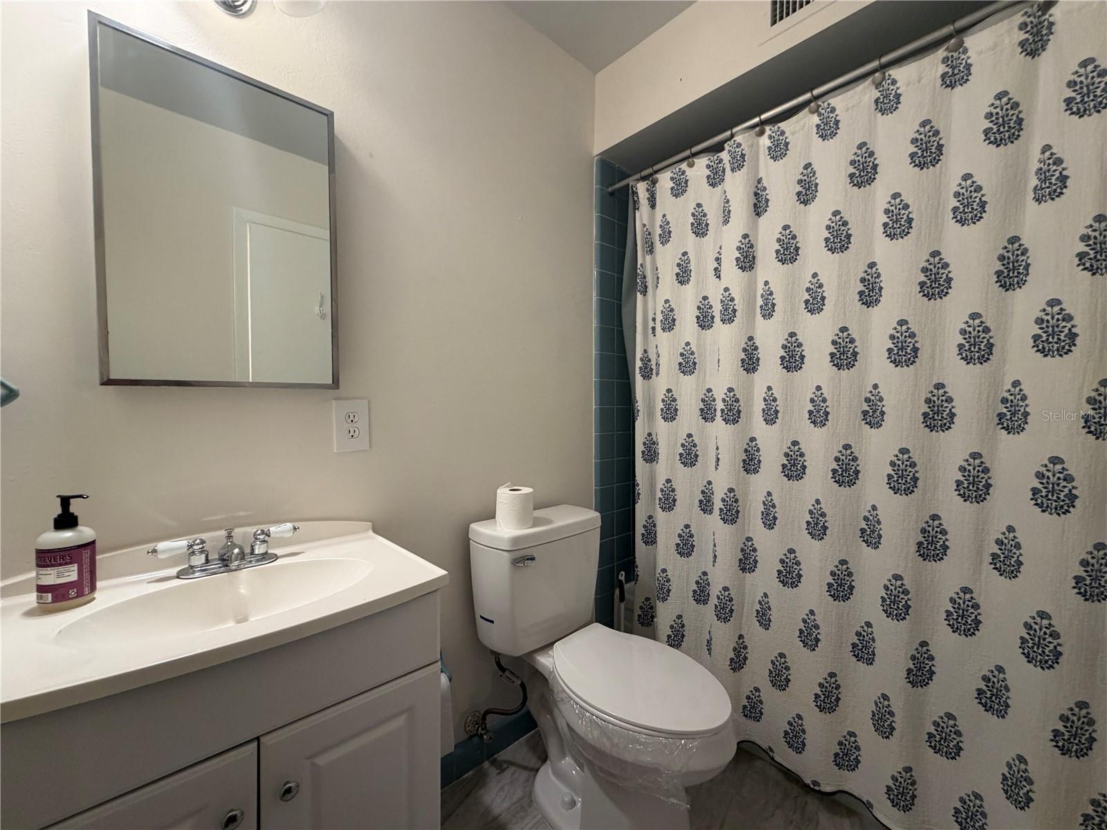 Image 12 of 20 For 1595 Adrian Street