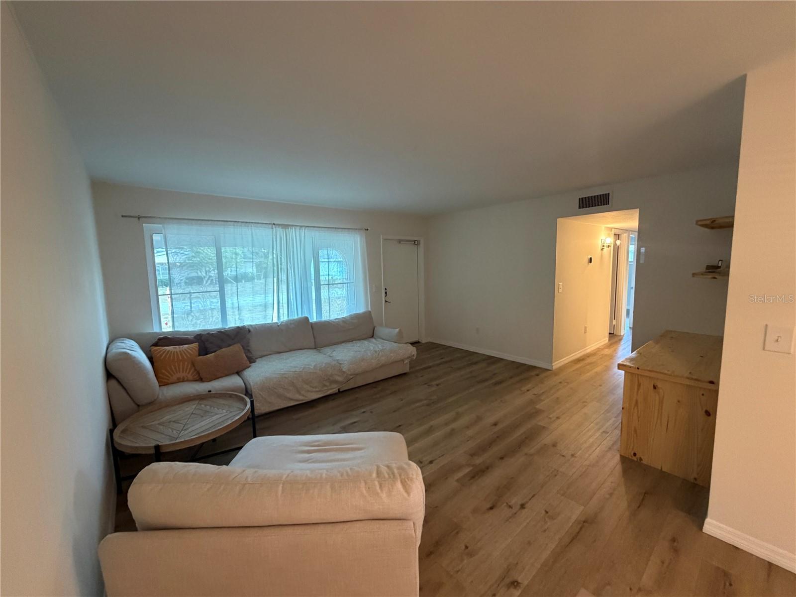 Image 7 of 20 For 1595 Adrian Street