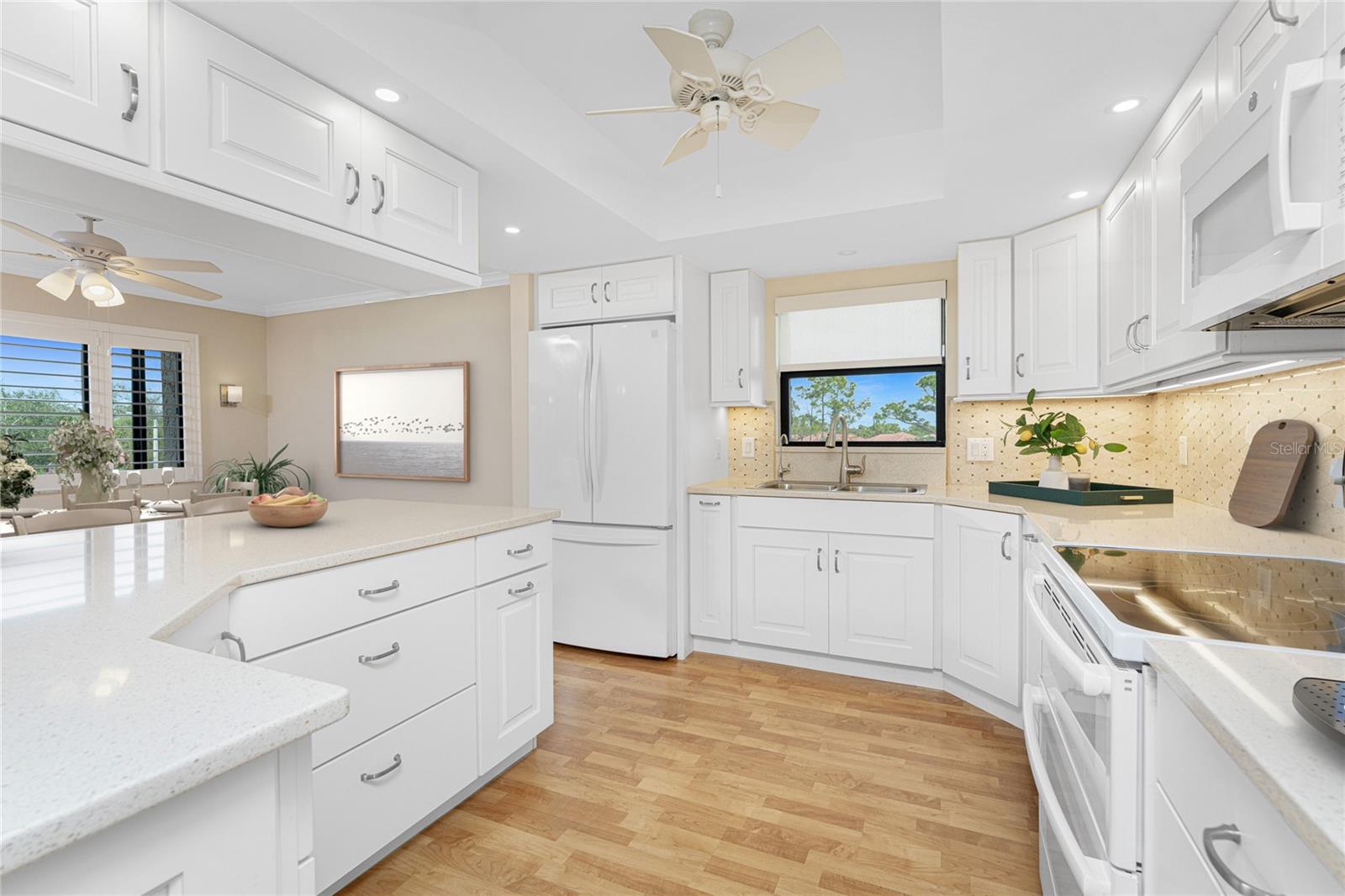 Image 11 of 53 For 1610 Islamorada Boulevard 64c