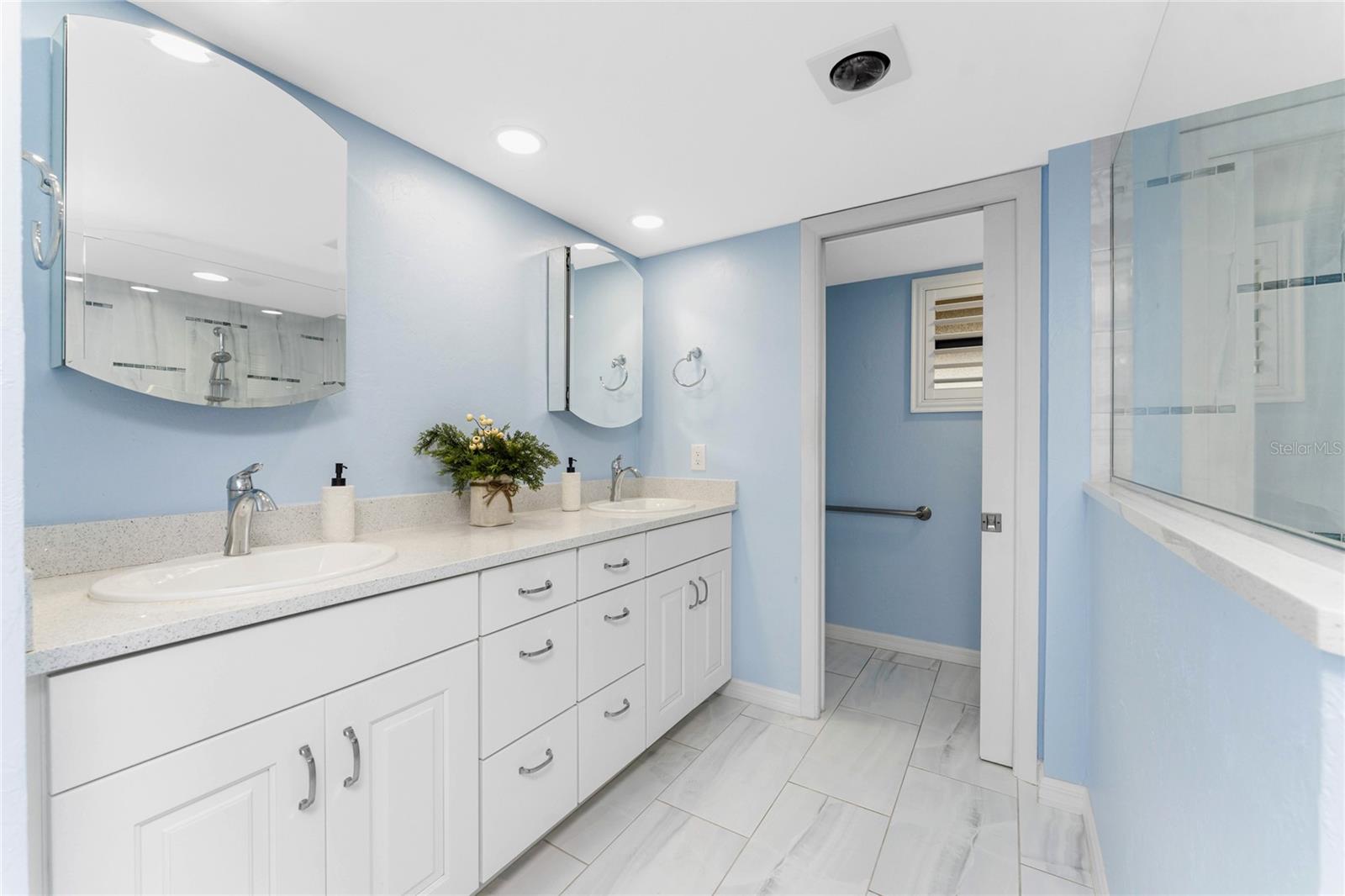 Image 18 of 53 For 1610 Islamorada Boulevard 64c