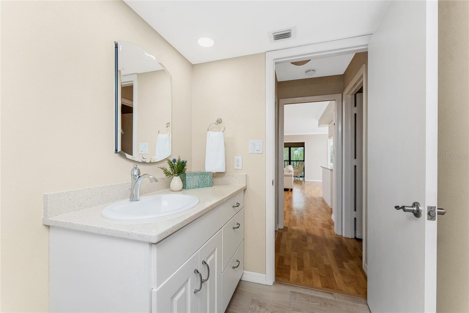 Image 25 of 53 For 1610 Islamorada Boulevard 64c